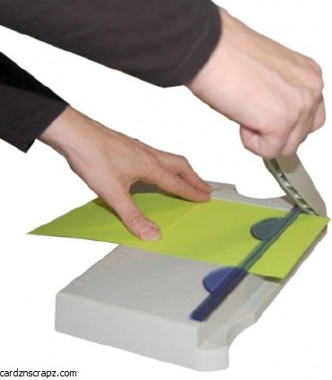 Guillotine 8½ Guillotine 8½