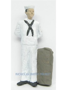 STANDING SAILOR W/BAG