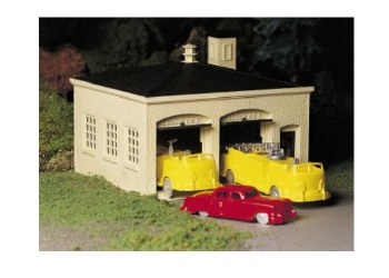 O FIRE HOUSE W/ VEHICLES KIT