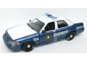 1/43 2001 FORD CROWN VICTORIA