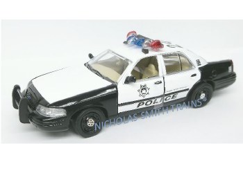 1/43 2000 FORD CROWN VICTORIA