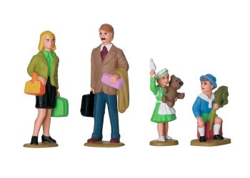 FAMILY FIGURES 4 PACK