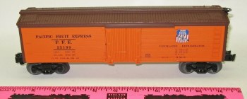 PFE WOODSIDED REEFER