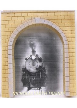 G SCALE TUNNEL PORTAL