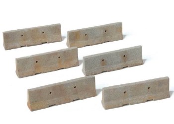 JERSEY BARRIERS (24 PCS)