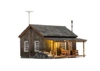 N RUSTIC CABIN