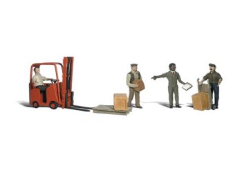 WORKERS W/ FORKLIFT