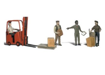 O WORKERS W/FORKLIFT