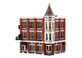 N DAVENPORT DEPARTMENT STORE