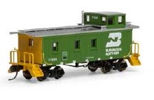 BN WOODSIDE CABOOSE #11048