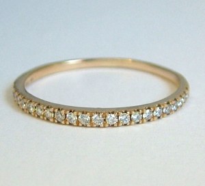 Diamond band 1/10th cttw 10kt gold model 030-CDD3095-1Y