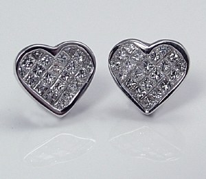 Diamond heart earrings 14ktw gold 1.03cttw G VS