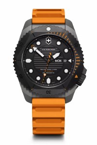 Victorinox Swiss Army Dive Pro Automatic 43mm Titanium Watch Model 241996