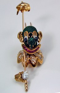Clown pin 18kty gold 1.20cttw diamonds rubies