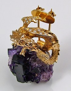 Dragon pin 14kty gold .42cttw 18 rd diamonds amethyst quartz