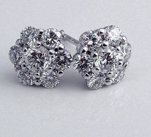 Diamond cluster earrings 14ktw 1.00cttw F VS