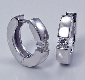 Diamond hoop earrings 14ktw gold  0.23cttw F VS