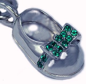Baby Shoe Girl 18ktw Emerlds