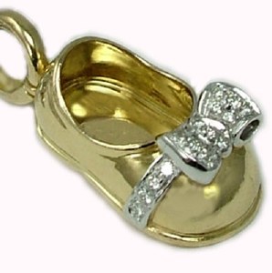 Baby Shoe Girl 18kty Diamonds