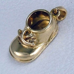 Baby Shoe Charm 18kty Gold