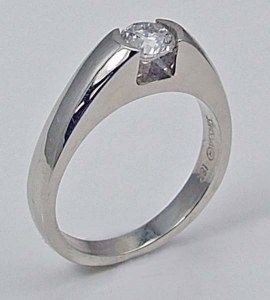 Diamond engagement ring 18kt white gold 0.45ct round SI1 G