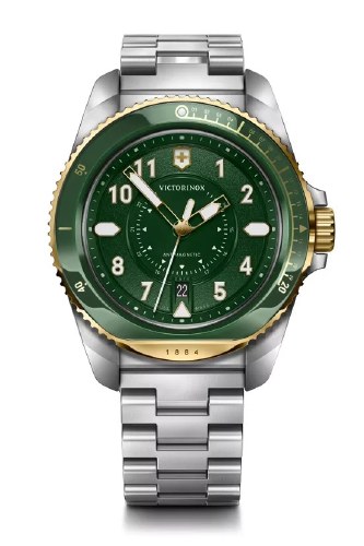 W ★★2 Victorinox Swiss Army Journey 43mm Watch Model 242012 - Swissa