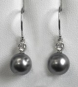 Pearl drop earrings 14kt white gold 8.5 mm gray pearl 0.20cttw cvd diamond model 144-22530/29419W-020