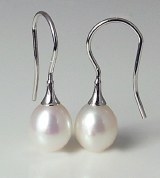 Pearl drop earrings 14kt white gold 8 x 8.5 mm