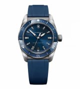 Victorinox Maverick Blue Dial 39mm model 242094.