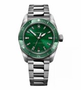 Victornox Maverick Green Dial 39mm model 242096