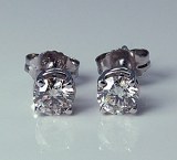 Diamond Stud Earrings 0.44cttw H SI2