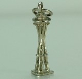 Space Needle Charm 14ktw Gold