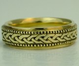 Celtic wedding band 6.5mm 18kt