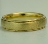 Wedding Band 18kty 5.5mm