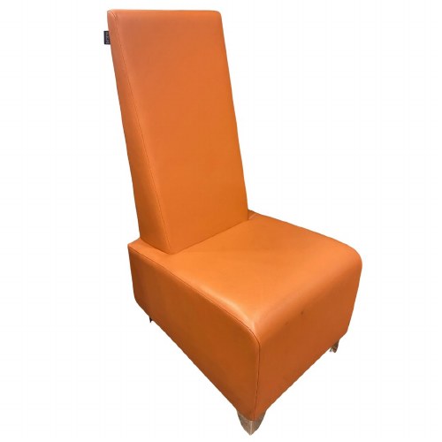 Rem Buckingham Waiting Seat