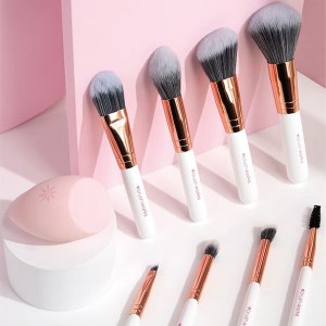 Additional picture of Brushworks Brush & Sponge Set