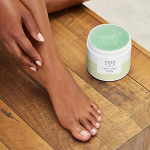 Additional picture of CND SPA Sea Salt Scrub 532ml