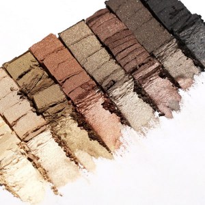 Additional picture of Color Wow Root Cover Med/Brown