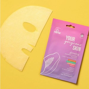 Additional picture of DR PawPaw Glow Sheet Mask