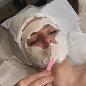 Additional picture of Hive Peel Off Mask Anti-Ageing 30g