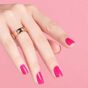 Additional picture of Lacquer-La Pazitively Hot 15ml