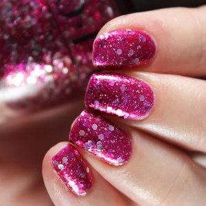 Additional picture of OPI GC I Pink It's Snowing L 15ml