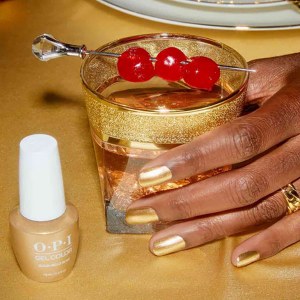 Additional picture of OPI GC This Gold Sleighs L 15ml