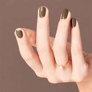 Additional picture of OPI IS Suzi The First Lady D