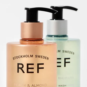 Additional picture of REF Handwash Peach & Almond 300ml