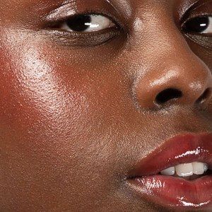 Additional picture of Voesh Lip & Cheek Red-dy or No