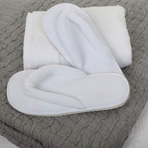 Additional picture of BC Slipper Thong Fleece White