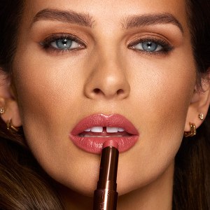 Additional picture of Bellamianta Lipstick Beneath 3g