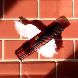 Additional picture of Denman JD Beard Comb