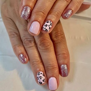 Additional picture of Halo Gel Pink Diamond 8ml